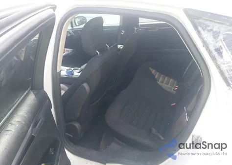 2013 Ford Fusion Se z USA, uszkodzony, nr VIN 3FA6P0HR1DR109877